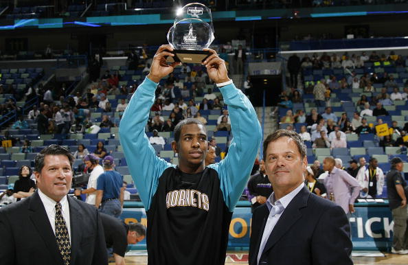 中打下了坚 中打下了坚