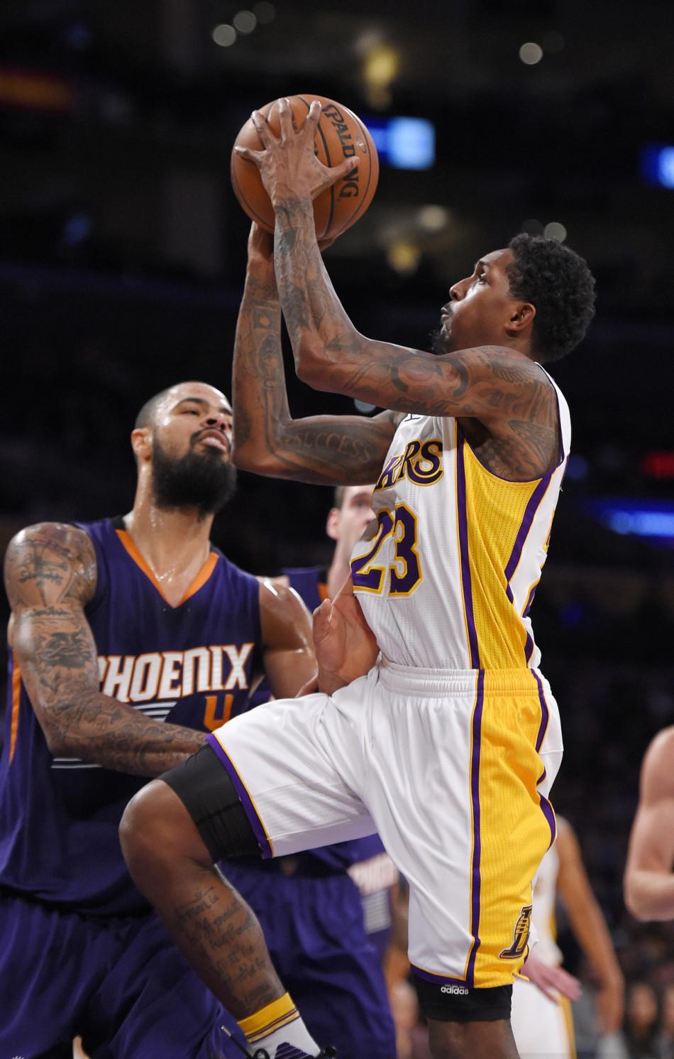 在他手下 在他手下