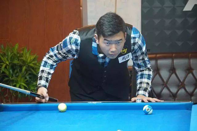 洛瑞并不是 洛瑞并不是