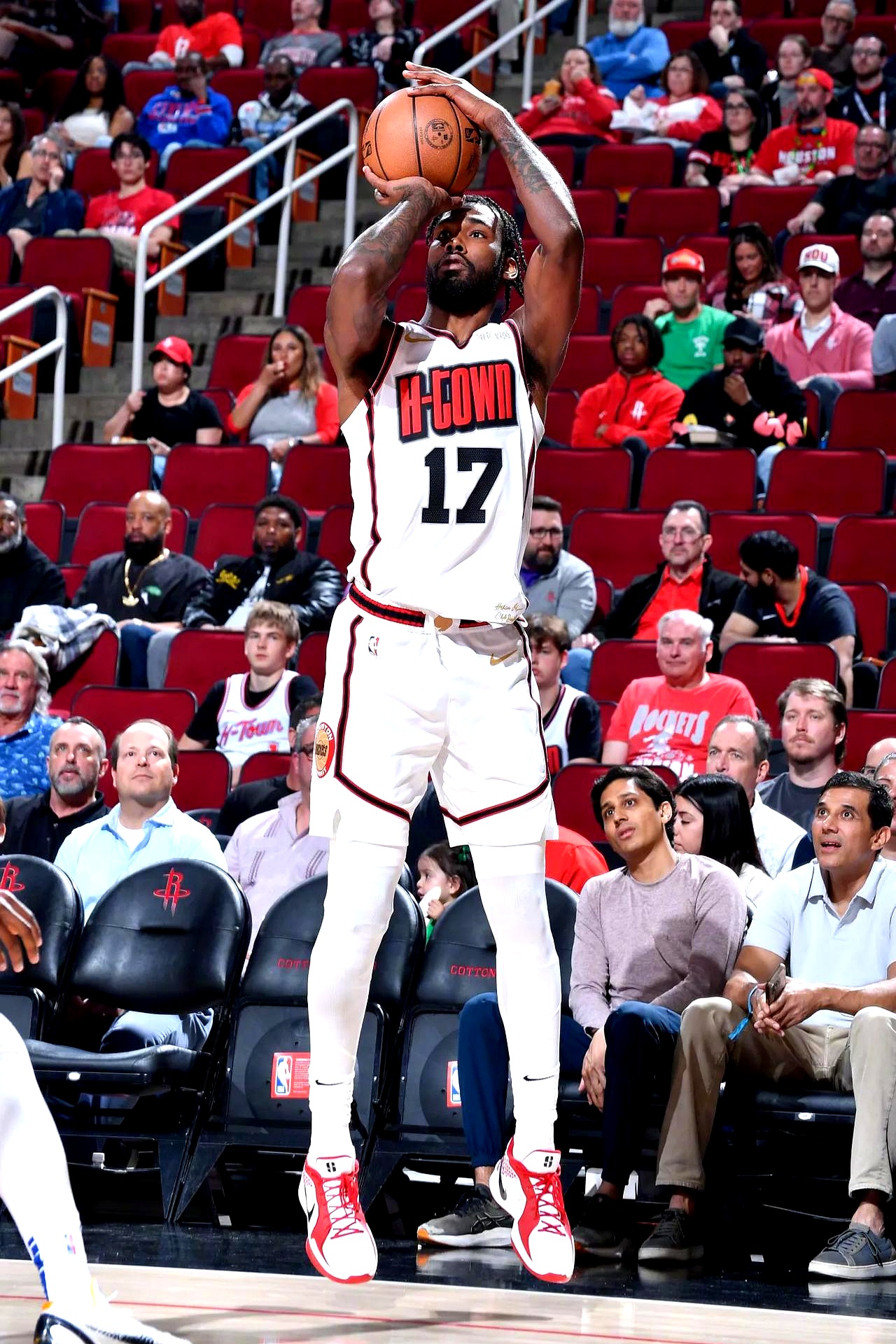 大型市场依 大型市场依